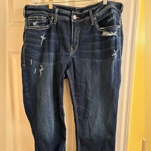NWT Silver Jeans Suki Capri Mid Rise Curvy Jeans Size  18W